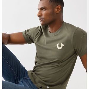 True Religion mens tshirt